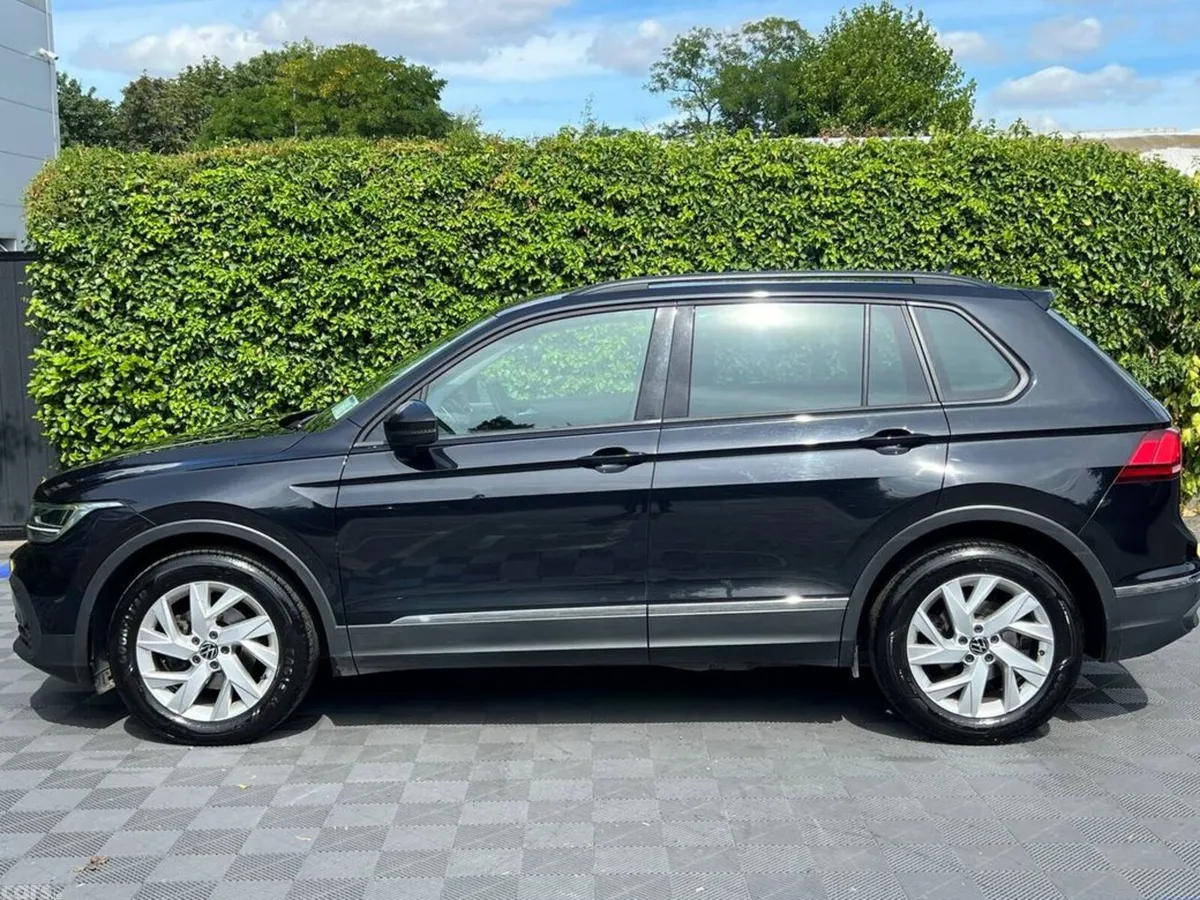 Volkswagen Tiguan Estate, Diesel, 2023, Black