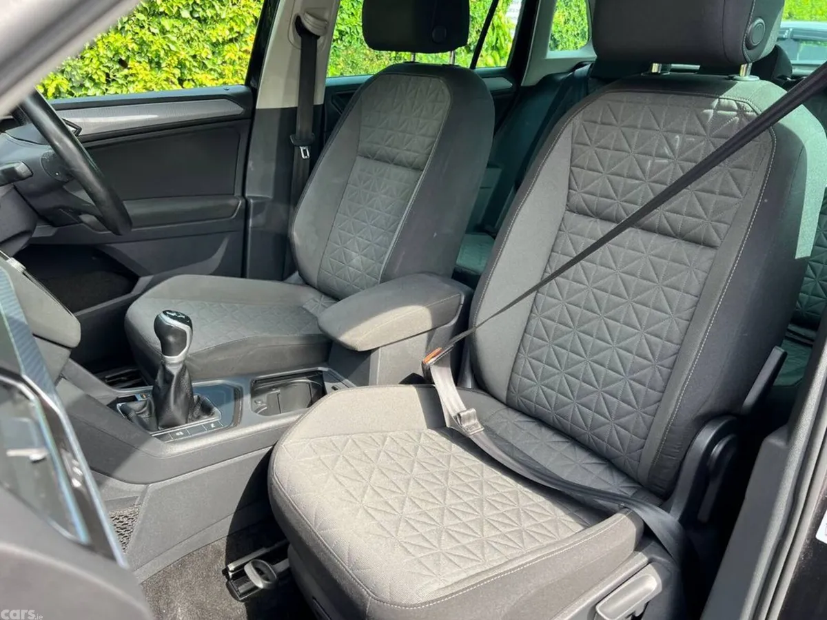 Volkswagen Tiguan Estate, Diesel, 2023, Black