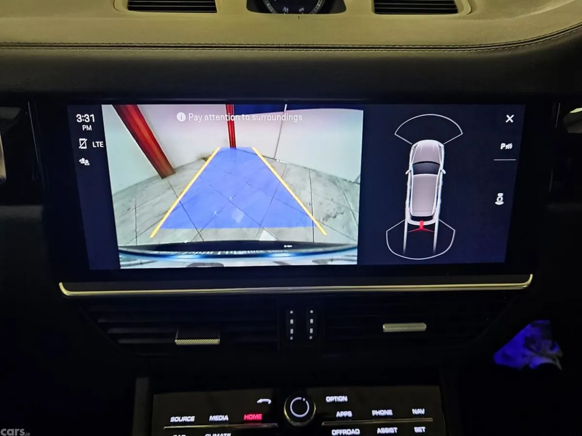 Porsche Cayenne SUV, Petrol Plug-in Hybrid, 2023, Blue