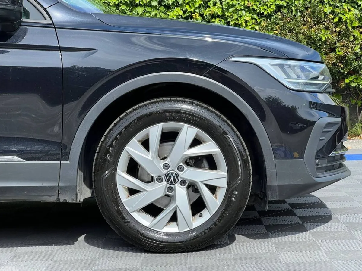 Volkswagen Tiguan Estate, Diesel, 2023, Black