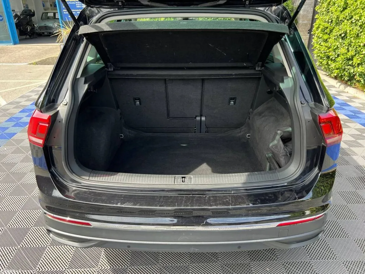 Volkswagen Tiguan Estate, Diesel, 2023, Black