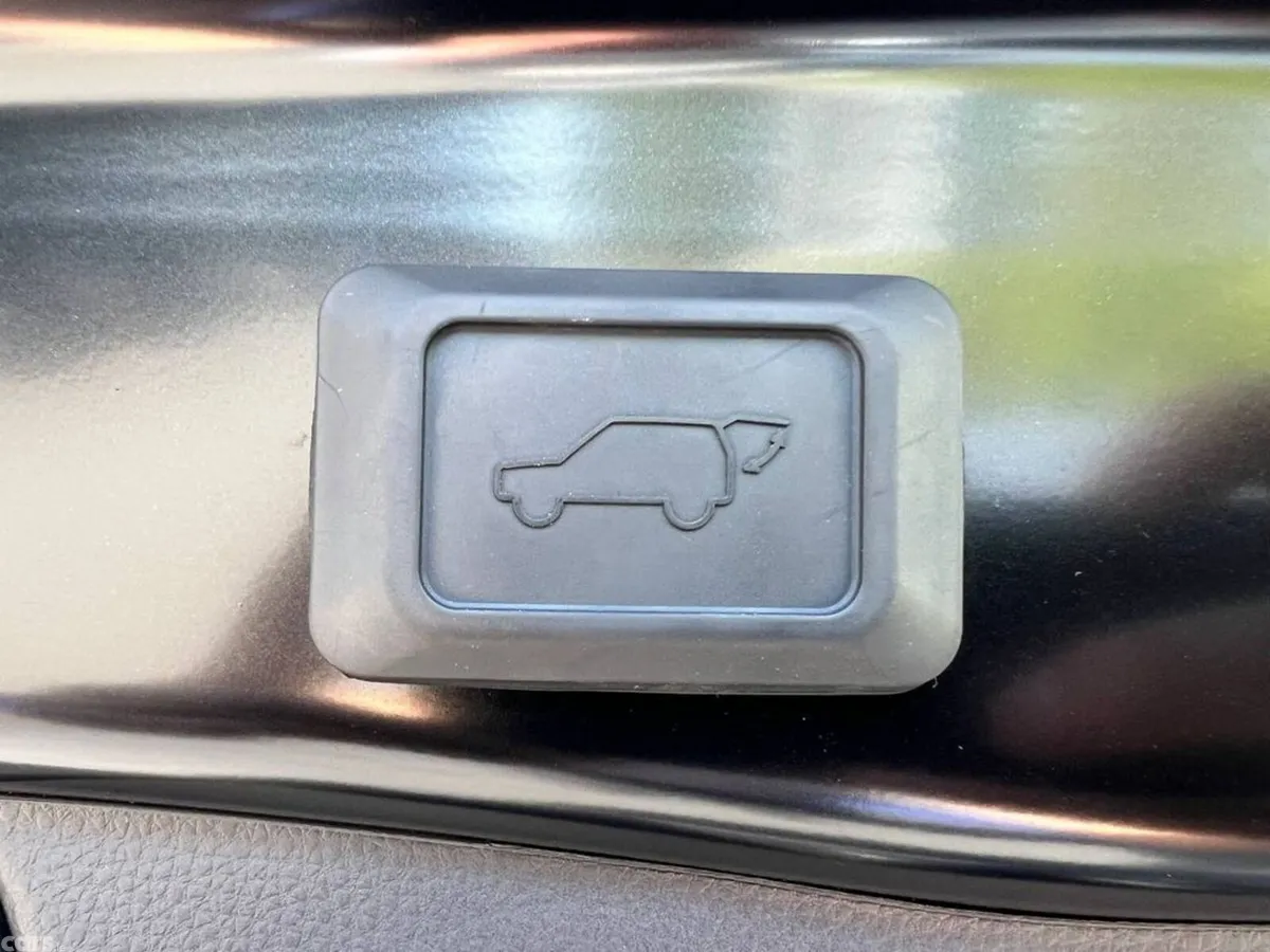 Toyota RAV4 SUV, Petrol Hybrid, 2023, Black