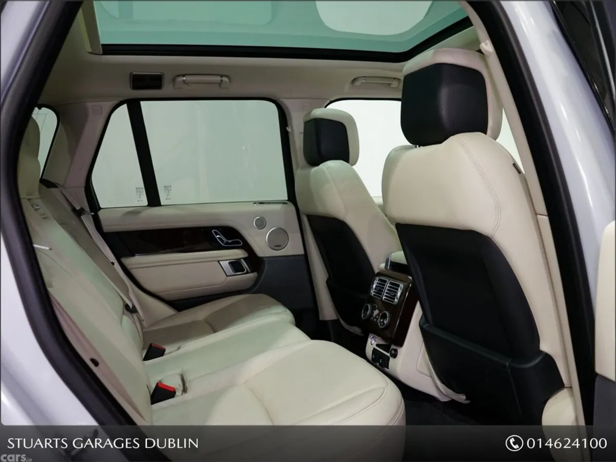 Land Rover Range Rover Estate, Petrol Plug-in Hybrid, 2021, White