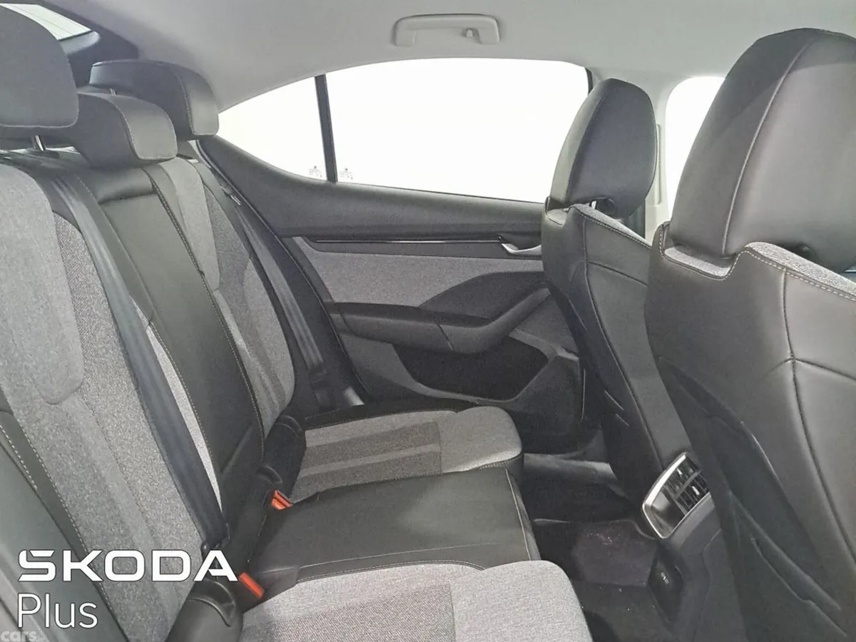 Skoda Octavia Saloon, Petrol, 2025, White