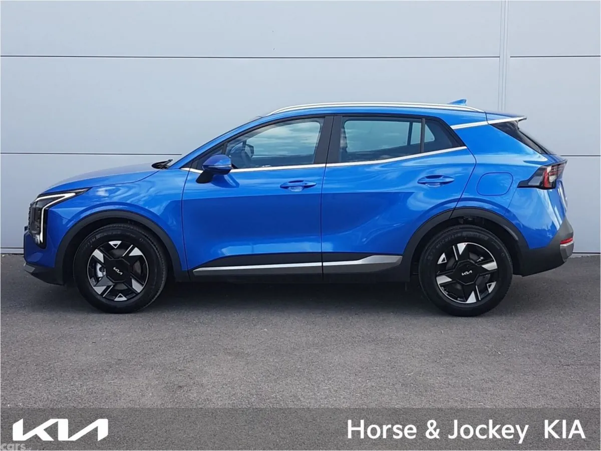 Kia Sportage SUV, Diesel Hybrid, 2026, Blue