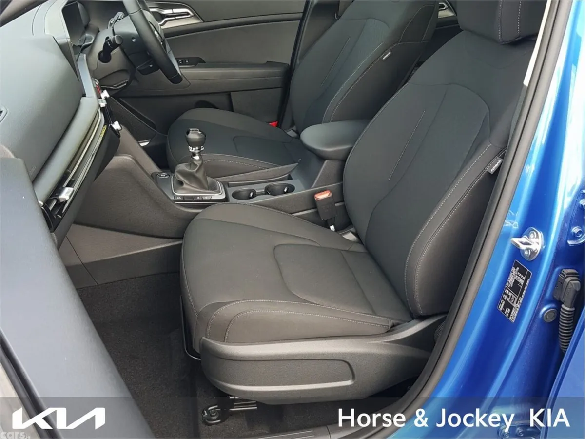 Kia Sportage SUV, Diesel Hybrid, 2026, Blue