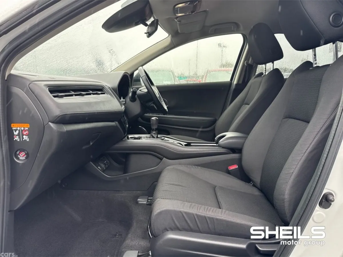 Honda HR-V SUV, Petrol, 2019, White