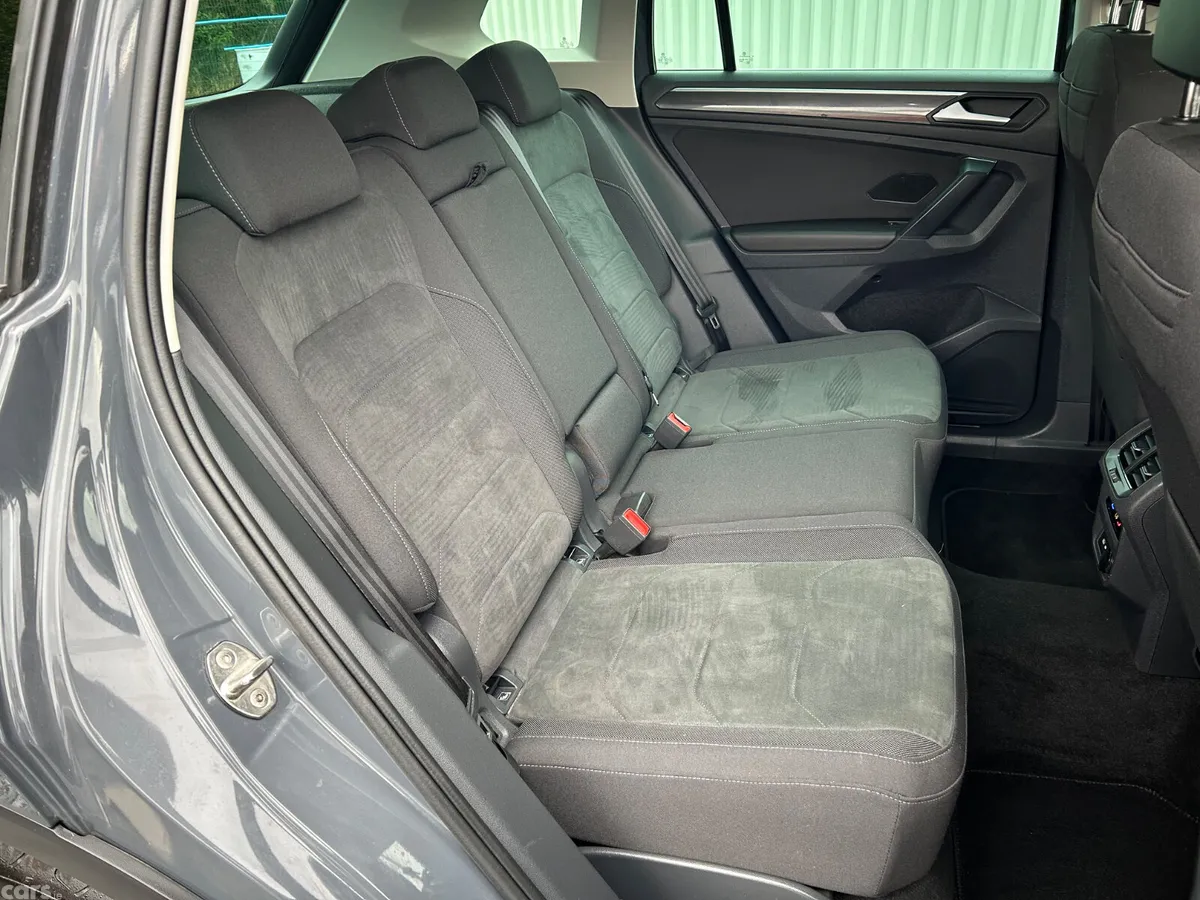Volkswagen Tiguan SUV, Diesel, 2023, Grey
