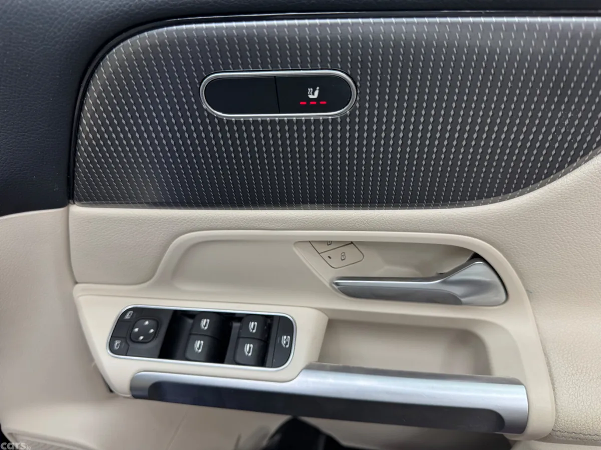 Mercedes-Benz GLB Estate/Jeep, Diesel, 2020, Blue