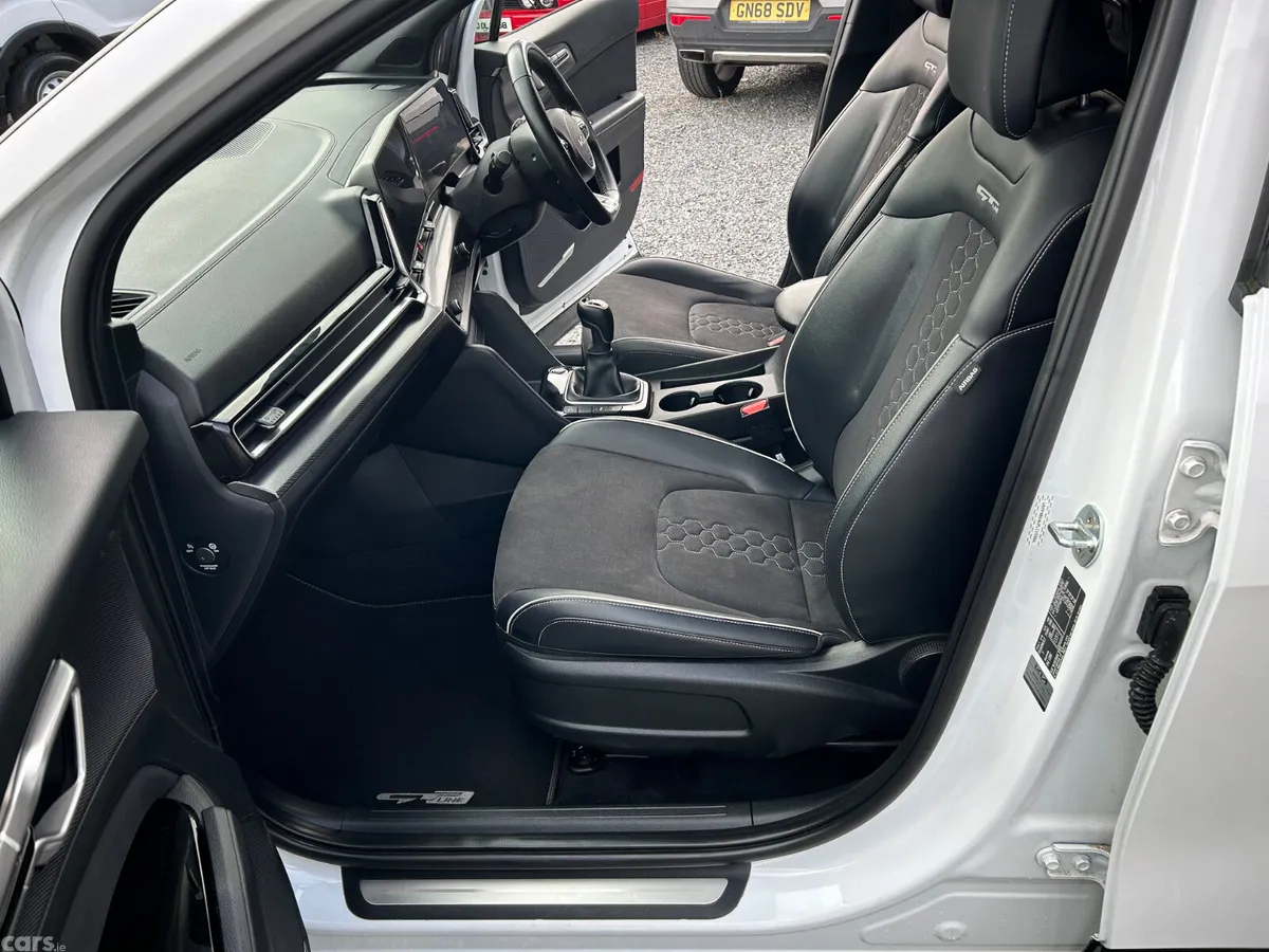 Kia Sportage SUV, Diesel, 2022, White