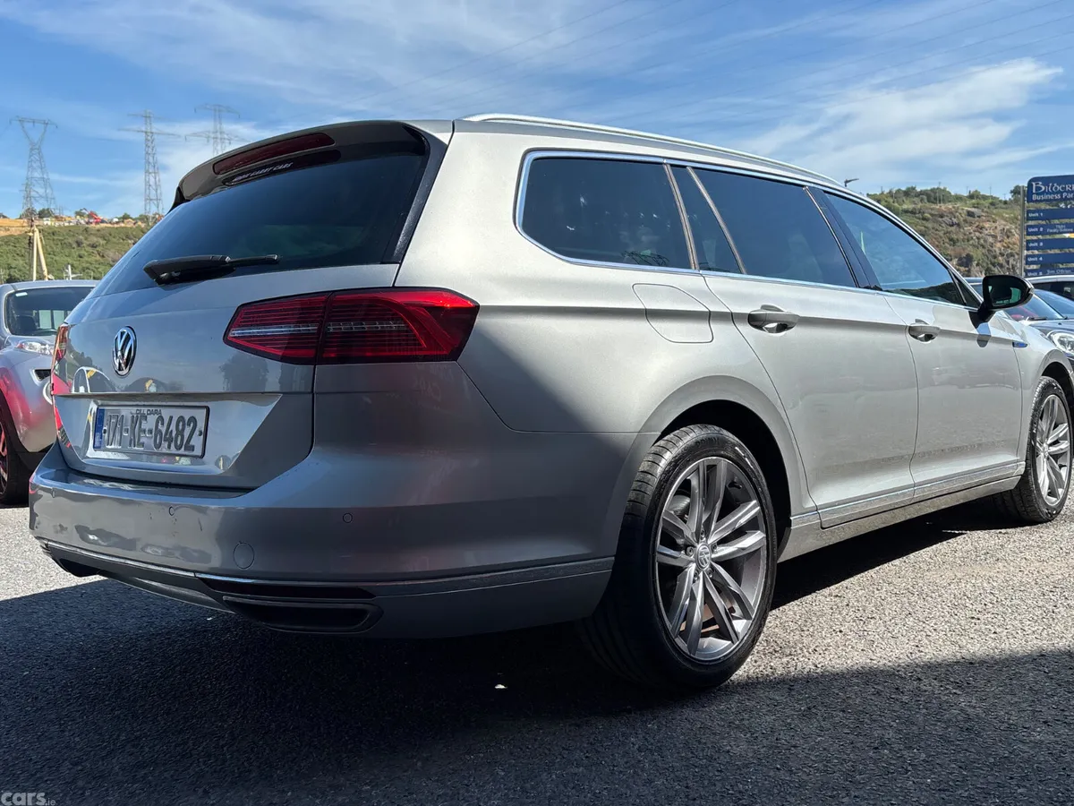 Volkswagen Passat Estate, Petrol Plug-in Hybrid, 2017, Silver