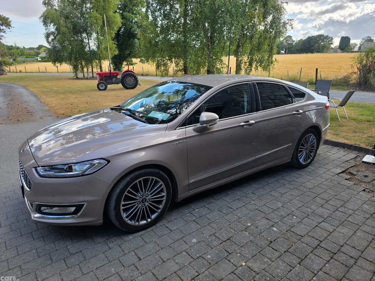 Ford Mondeo Hatchback, Diesel, 2020, Grey