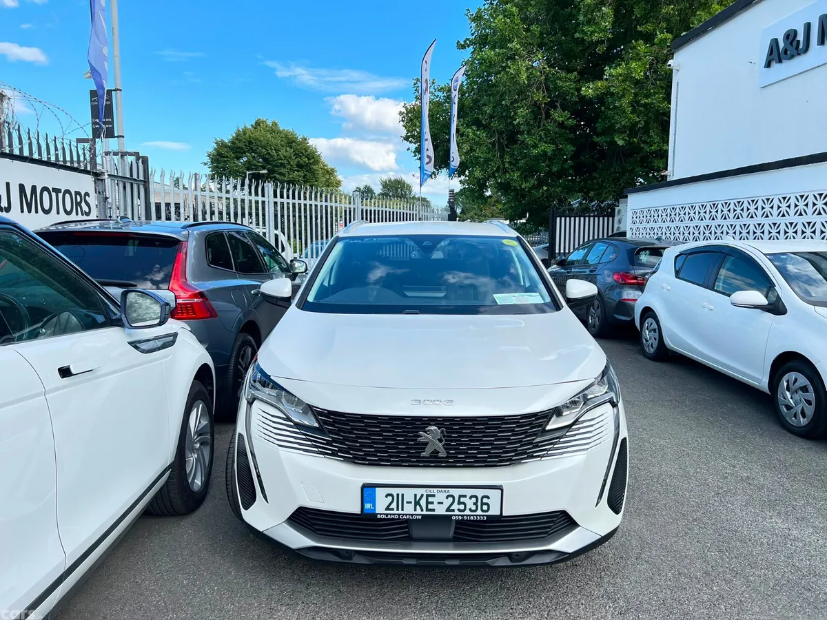 Peugeot 3008 MPV, Petrol, 2021, White