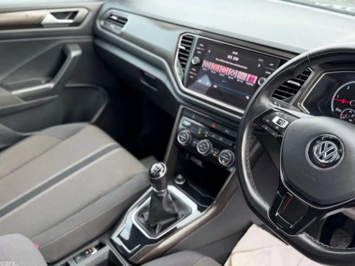 Volkswagen T-Roc Hatchback, Diesel, 2019, Grey