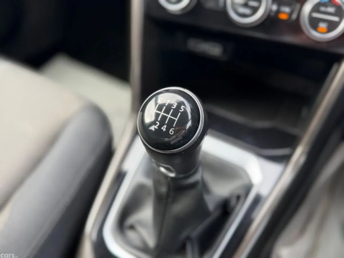 Volkswagen T-Roc Hatchback, Diesel, 2019, Grey