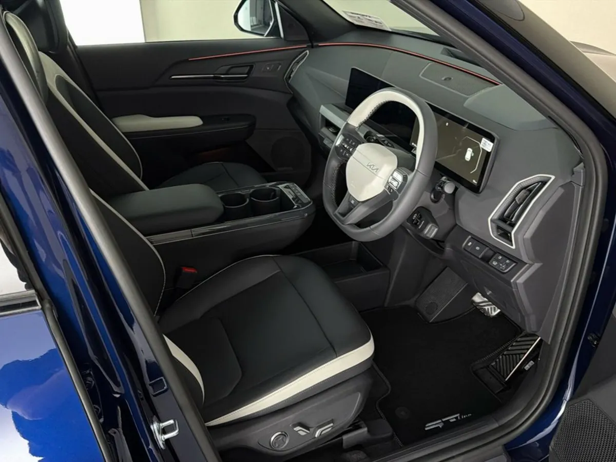 Kia EV5 SUV, Electric, 2026, Blue