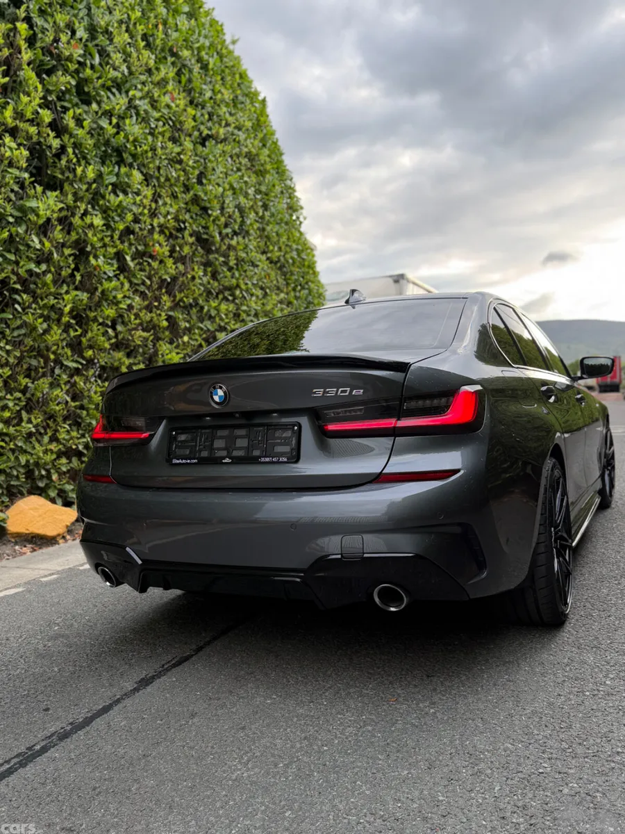 BMW 3-Series Saloon, Petrol Plug-in Hybrid, 2019, Grey