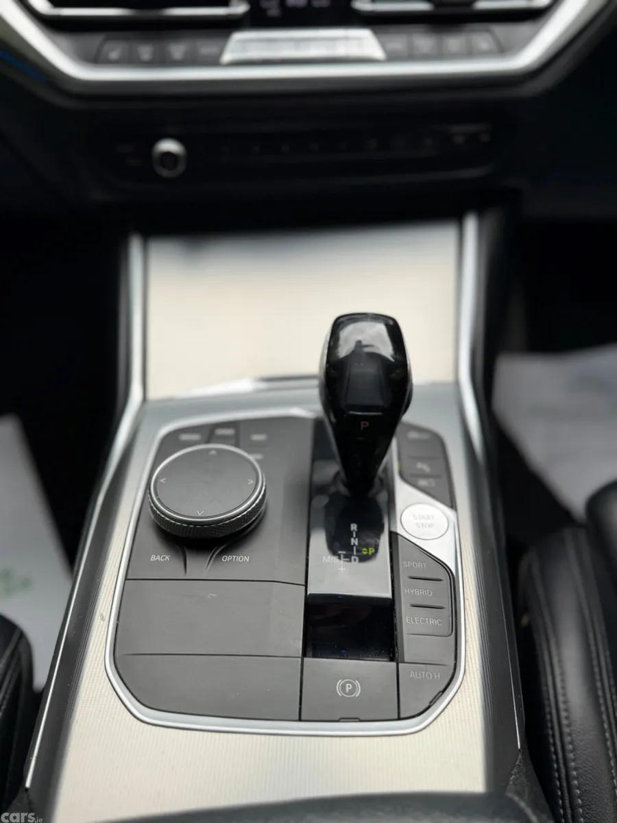 BMW 3-Series Saloon, Petrol Plug-in Hybrid, 2019, Grey