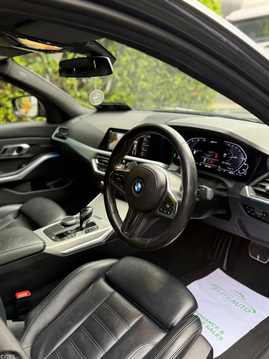 BMW 3-Series Saloon, Petrol Plug-in Hybrid, 2019, Grey