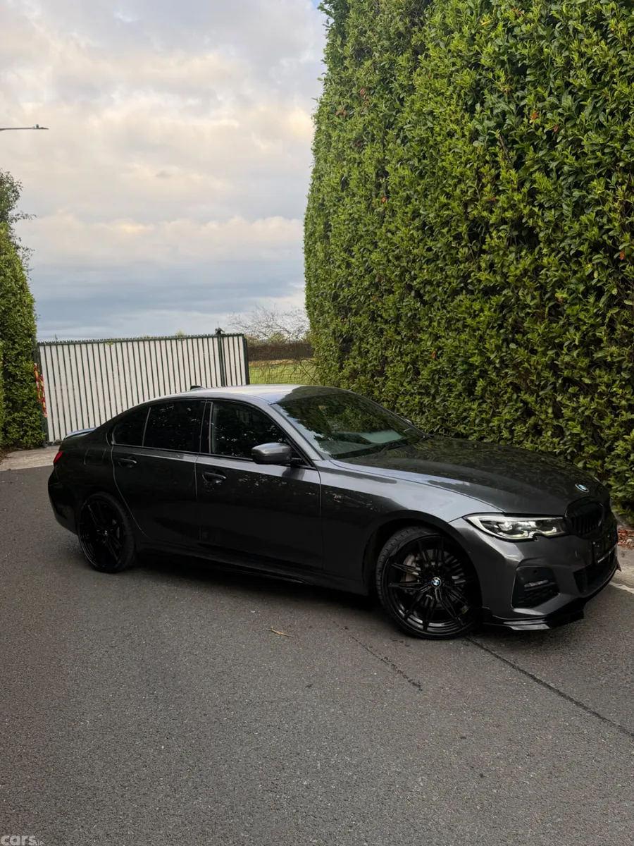 BMW 3-Series Saloon, Petrol Plug-in Hybrid, 2019, Grey