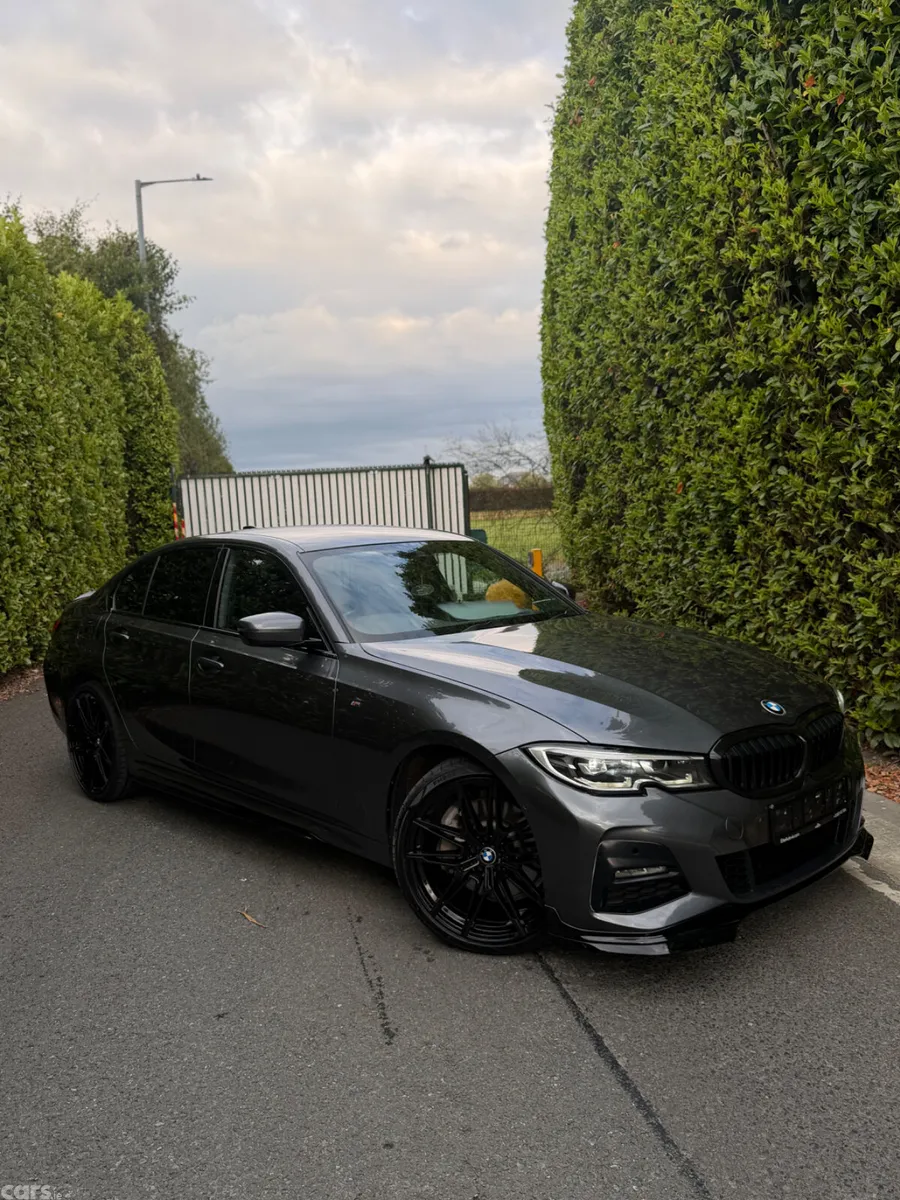 BMW 3-Series Saloon, Petrol Plug-in Hybrid, 2019, Grey