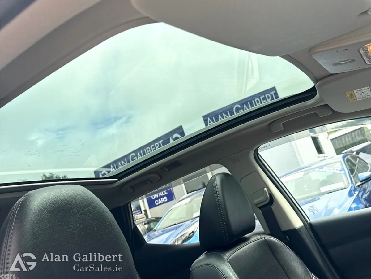 Nissan Qashqai MPV, Diesel, 2017, Grey