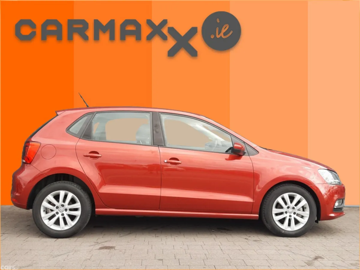 Volkswagen Polo Hatchback, Petrol, 2017, Red