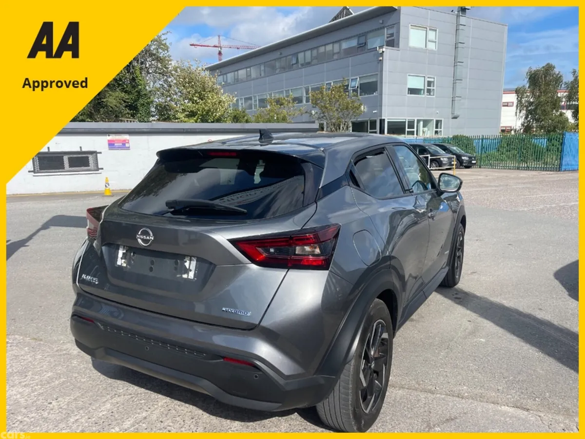 Nissan Juke Hatchback, Petrol Hybrid, 2023, Grey
