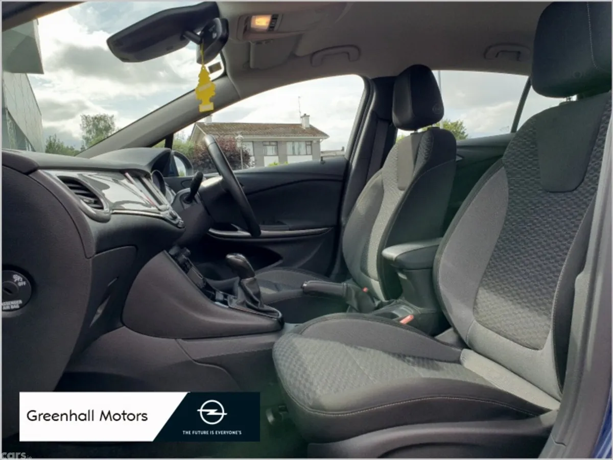 Opel Astra Hatchback, Petrol, 2020, Blue
