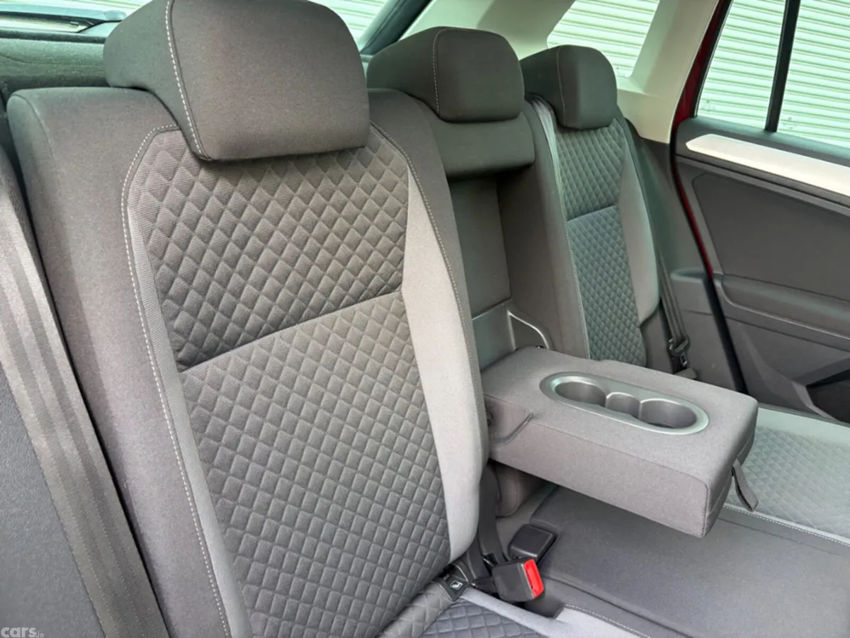 Volkswagen Tiguan SUV, Diesel, 2018, Red