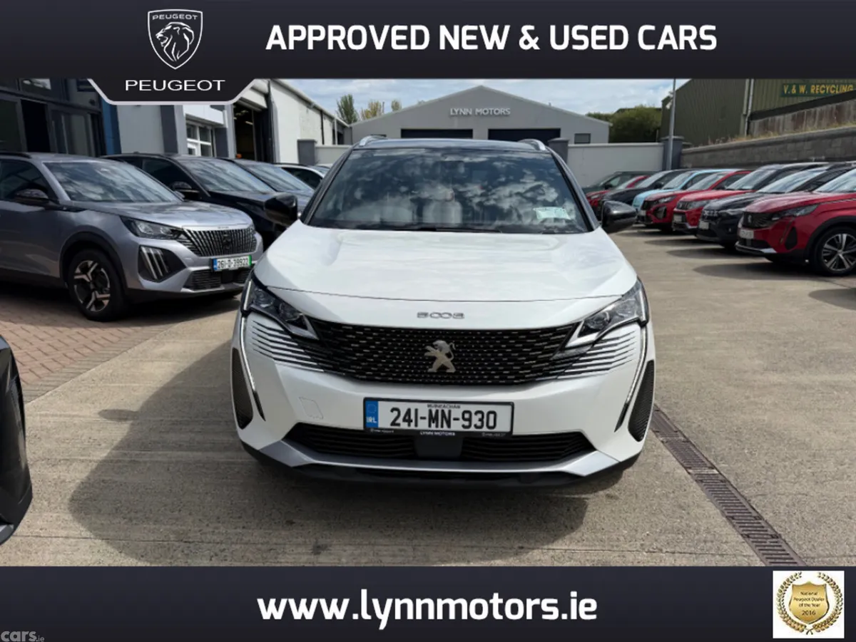 Peugeot 5008 MPV, Diesel, 2024, White
