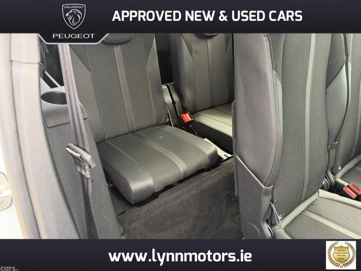 Peugeot 5008 MPV, Diesel, 2024, White