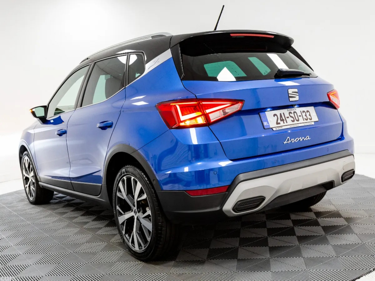 SEAT Arona Hatchback, Petrol, 2024, Black