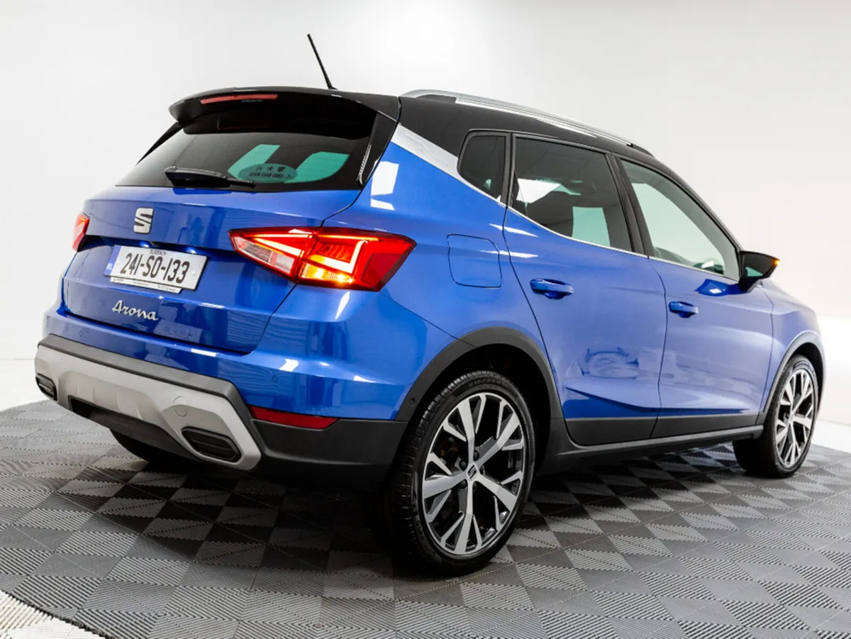 SEAT Arona Hatchback, Petrol, 2024, Black