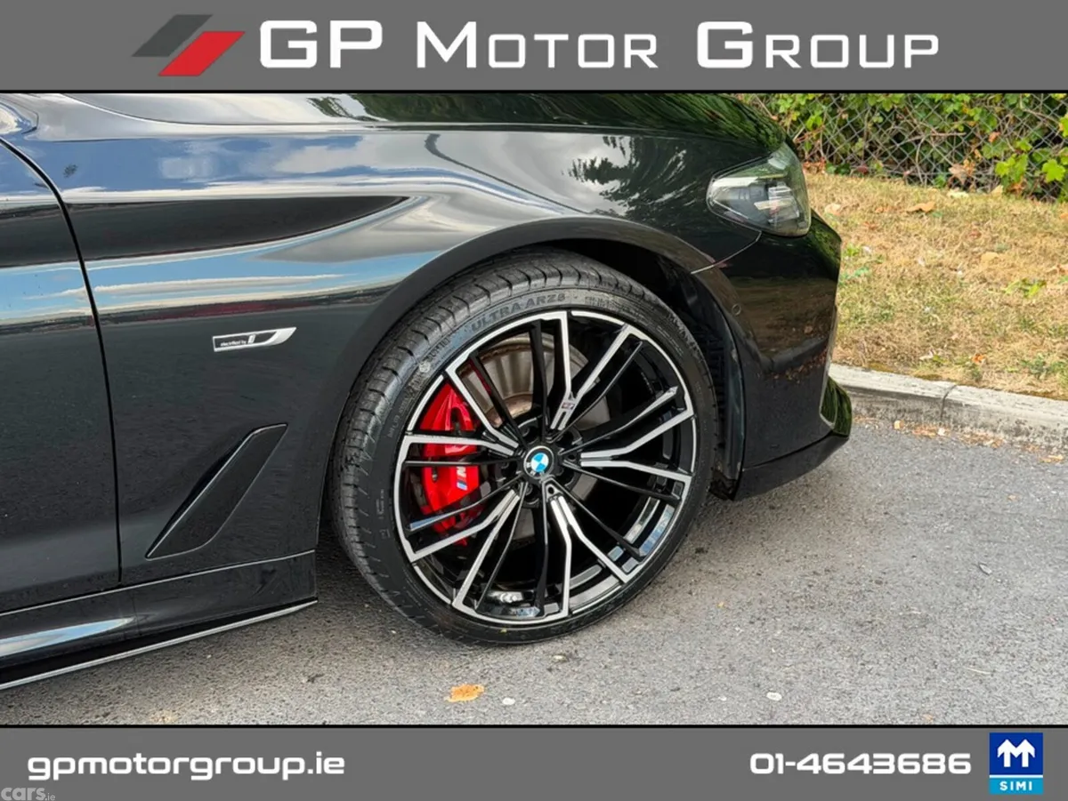 BMW 5-Series Saloon, Petrol Plug-in Hybrid, 2022, Black