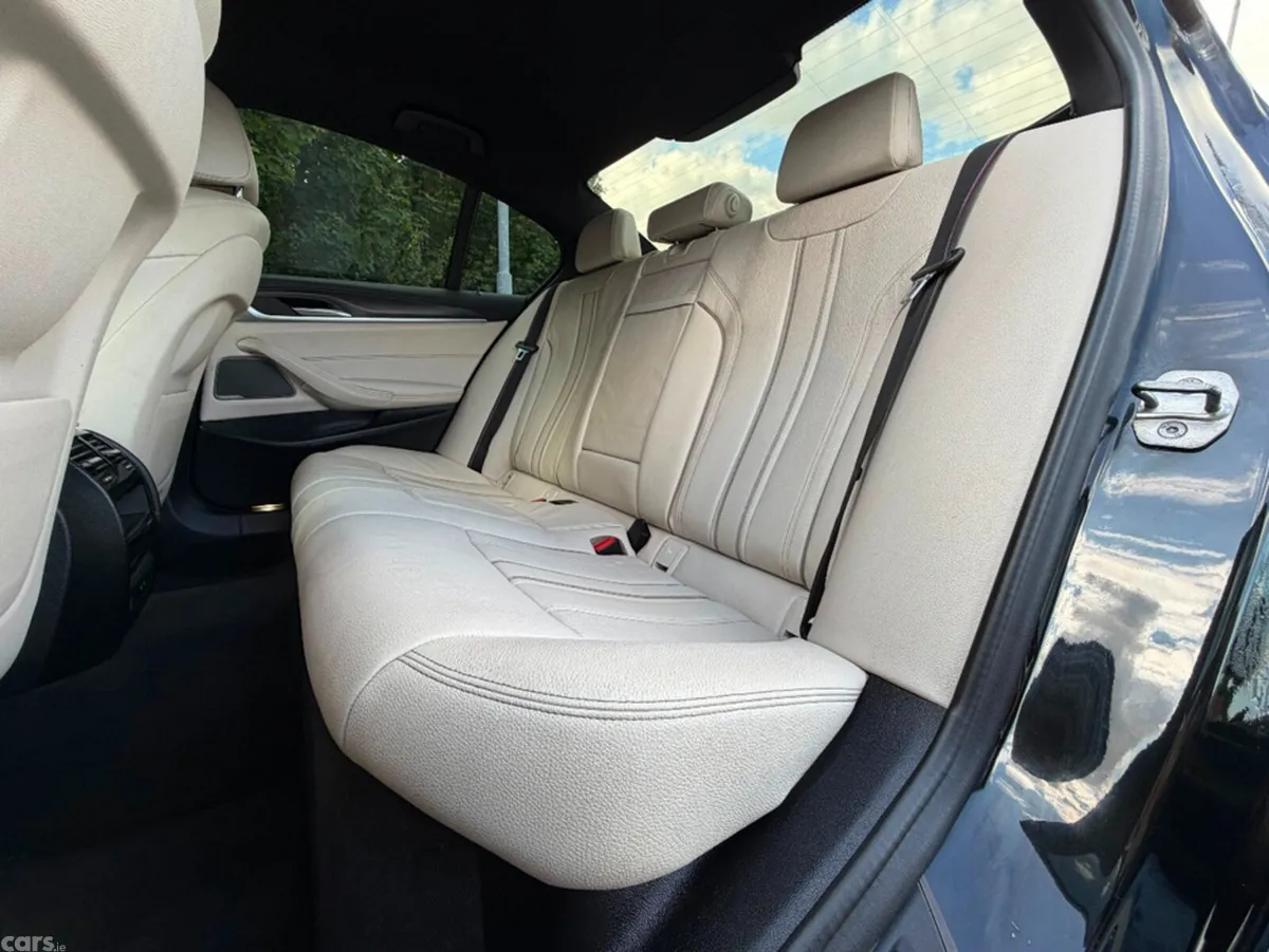 BMW 5-Series Saloon, Petrol Plug-in Hybrid, 2022, Black