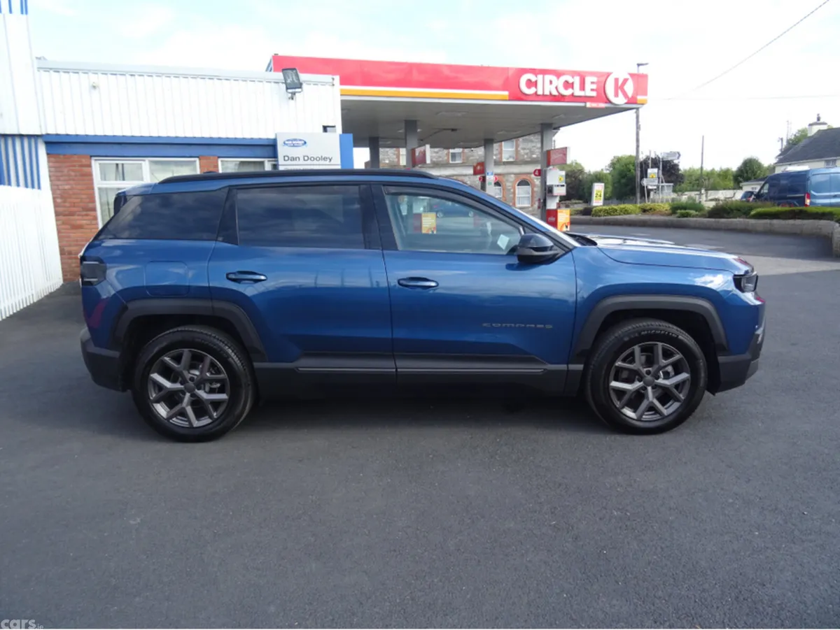 Jeep Compass MPV, Petrol, 2026, Blue