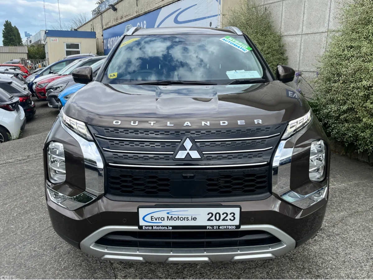 Mitsubishi Outlander SUV, Petrol Plug-in Hybrid, 2023, Brown