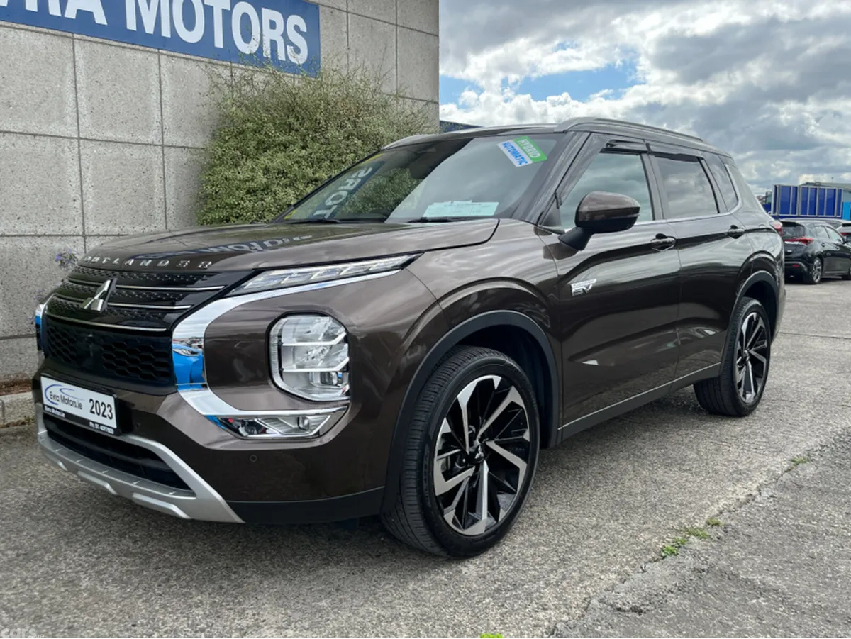 Mitsubishi Outlander SUV, Petrol Plug-in Hybrid, 2023, Brown