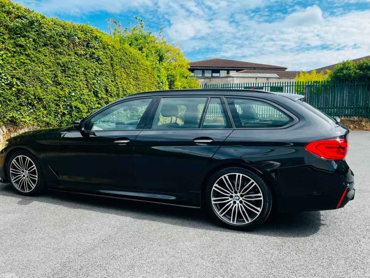 BMW 5-Series Estate, Diesel, 2019, Black