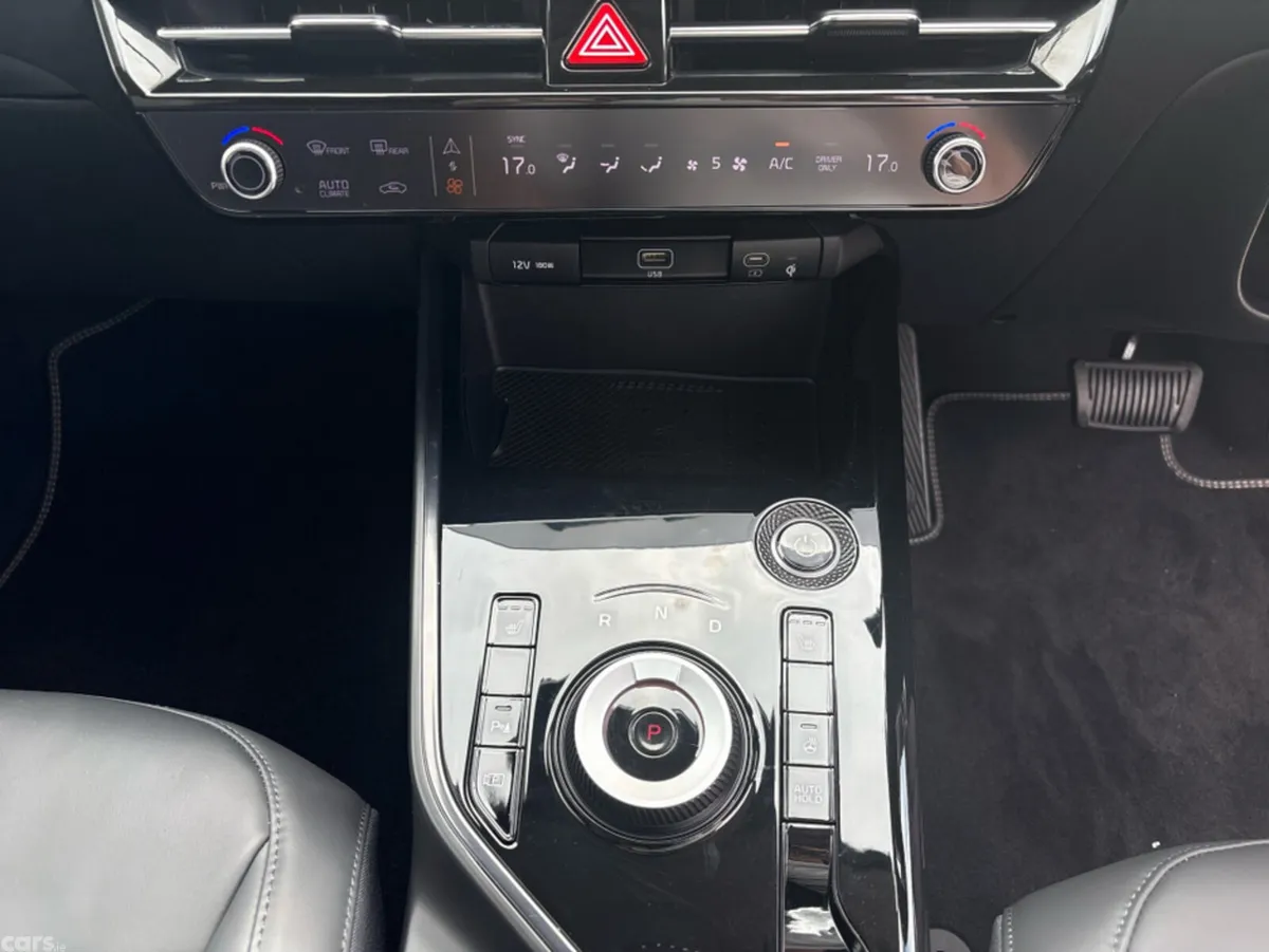 Kia Niro SUV, Electric, 2023, Green