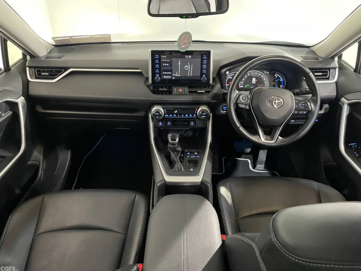 Toyota RAV4 SUV, Petrol Hybrid, 2022, White