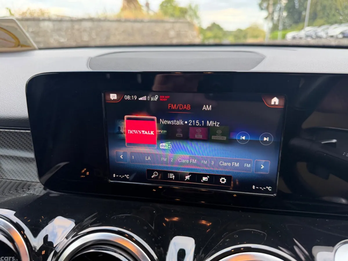 Mercedes-Benz GLB SUV, Diesel, 2021, Blue