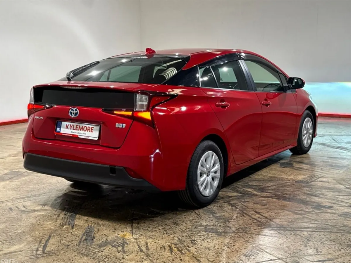 Toyota Prius Hatchback, Petrol Hybrid, 2020, Red