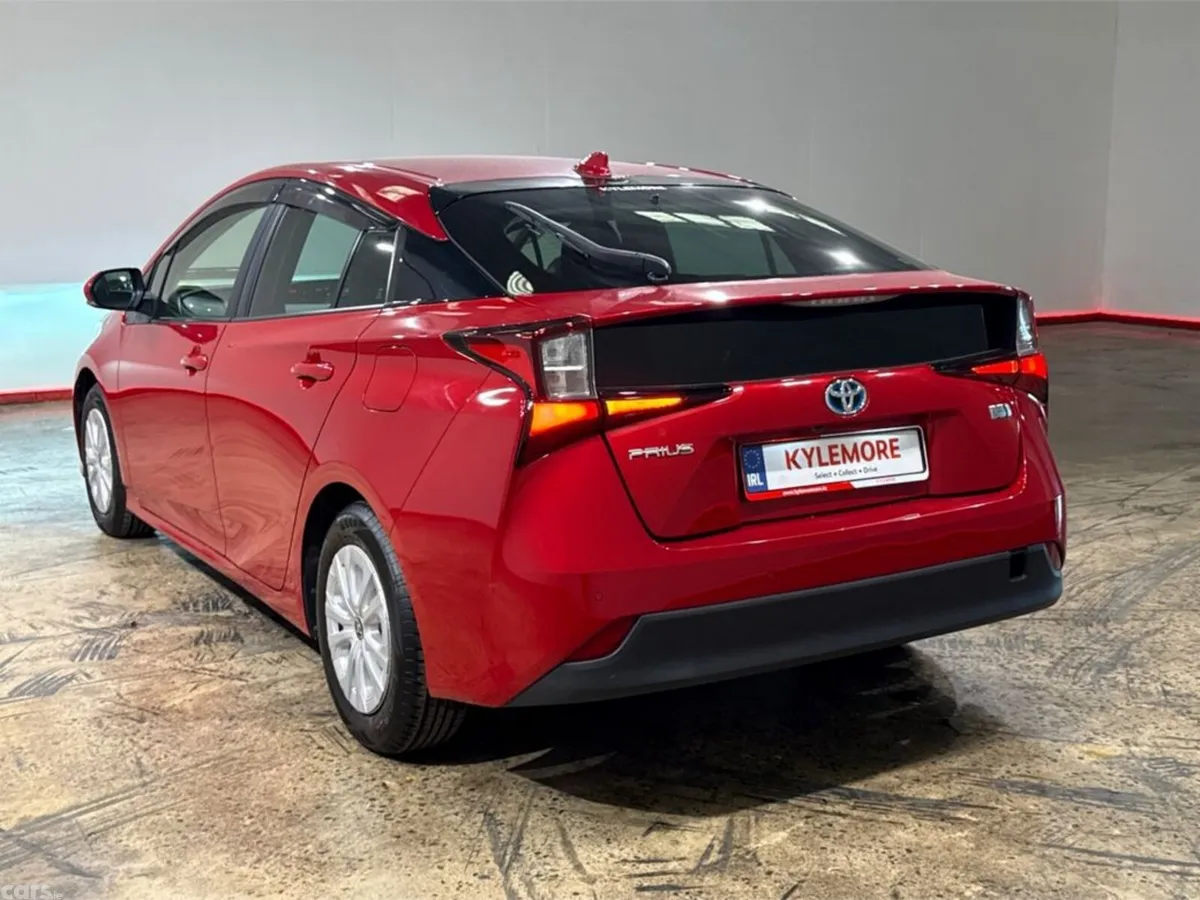 Toyota Prius Hatchback, Petrol Hybrid, 2020, Red