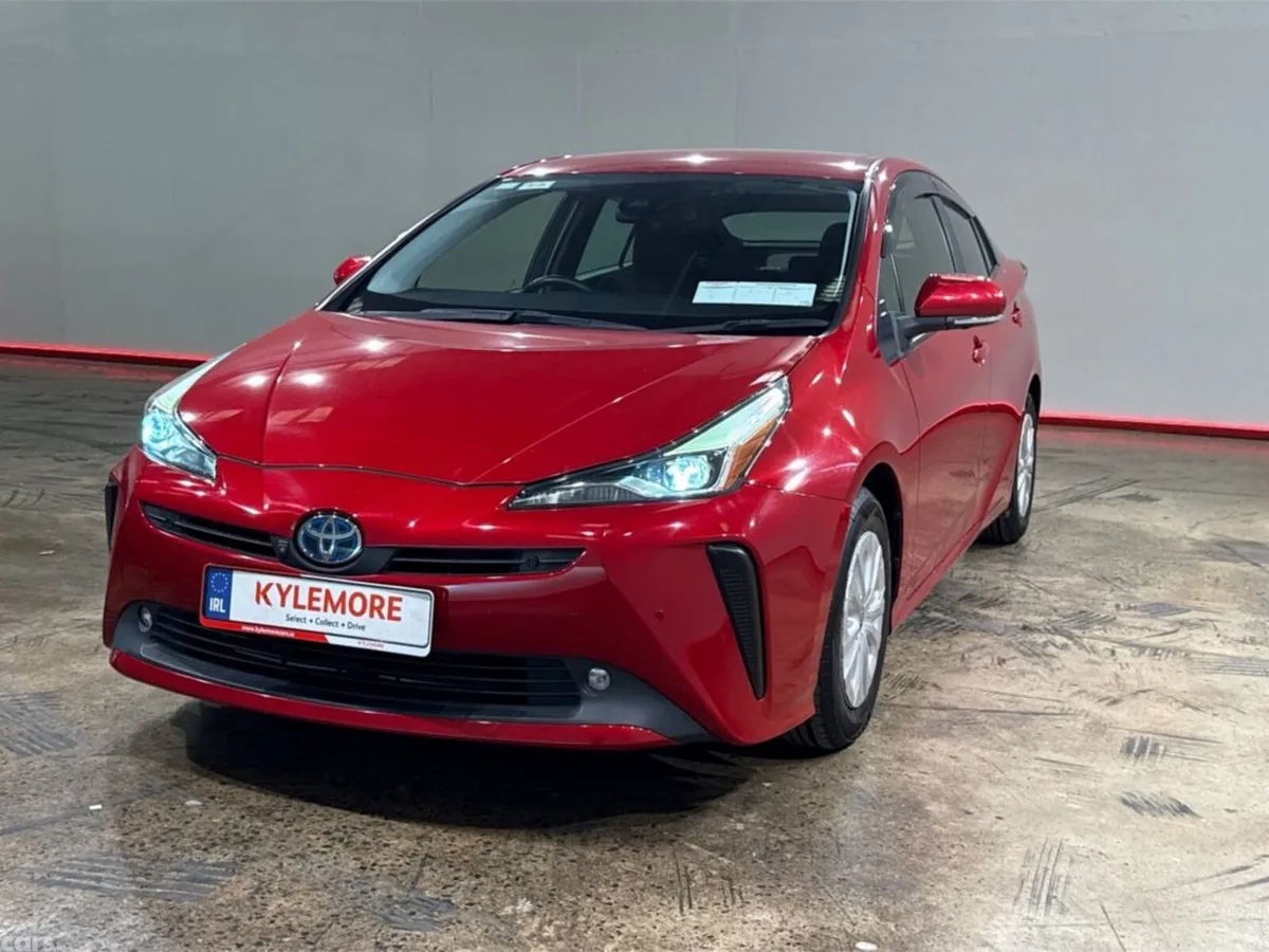 Toyota Prius Hatchback, Petrol Hybrid, 2020, Red