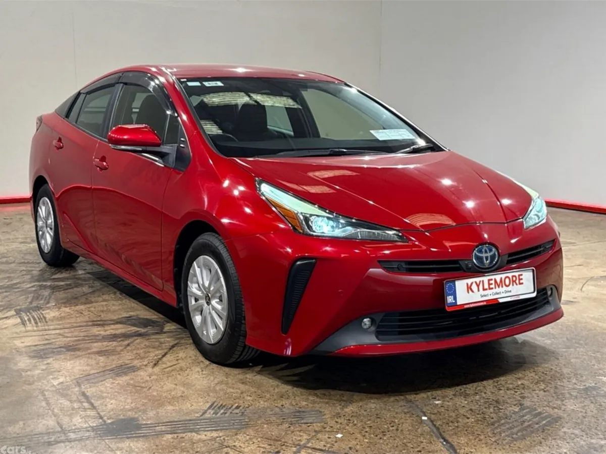 Toyota Prius Hatchback, Petrol Hybrid, 2020, Red