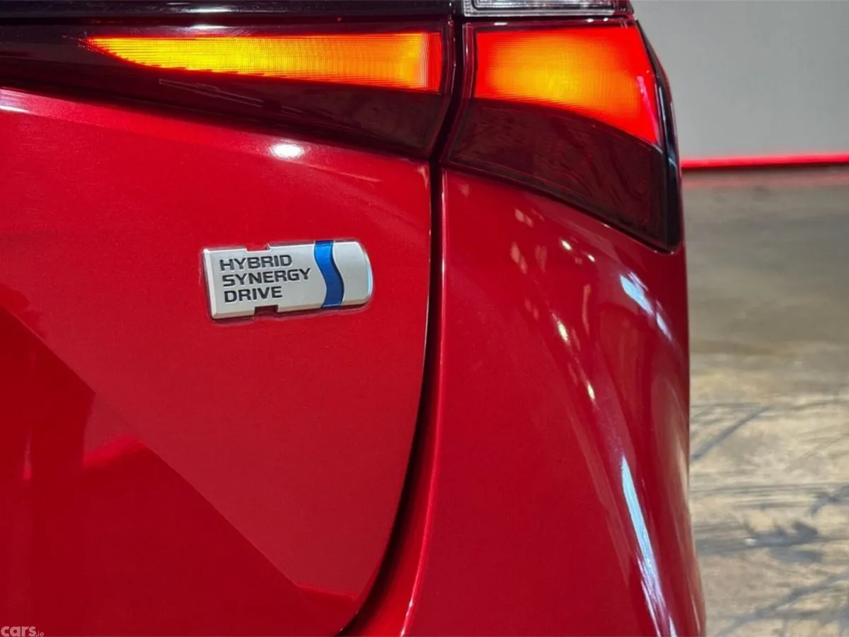 Toyota Prius Hatchback, Petrol Hybrid, 2020, Red