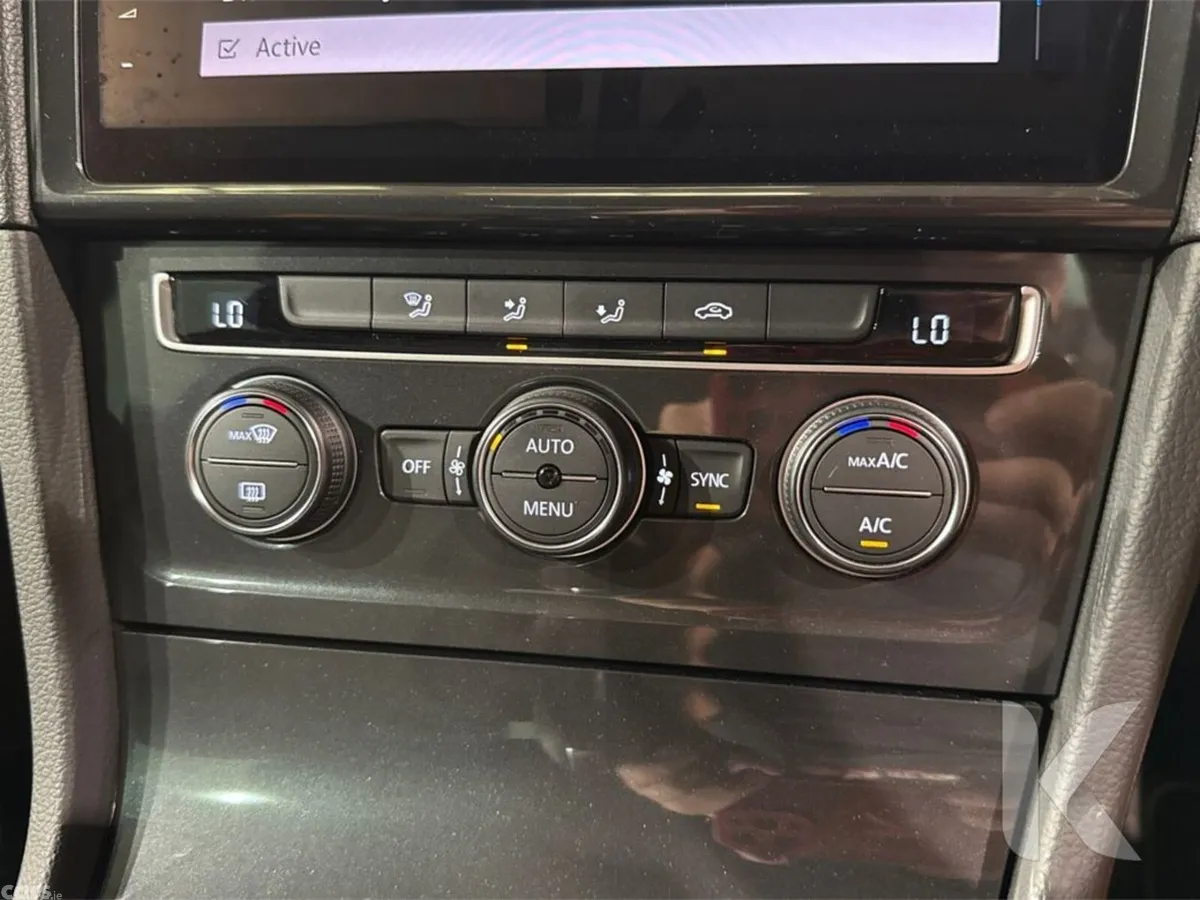 Volkswagen Golf Hatchback, Petrol, 2019, White