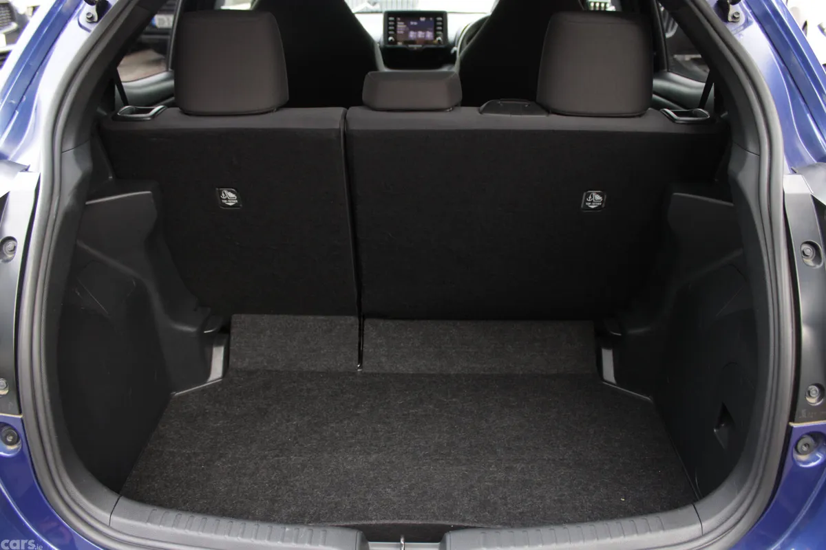 Toyota Yaris Hatchback, Petrol, 2022, Blue